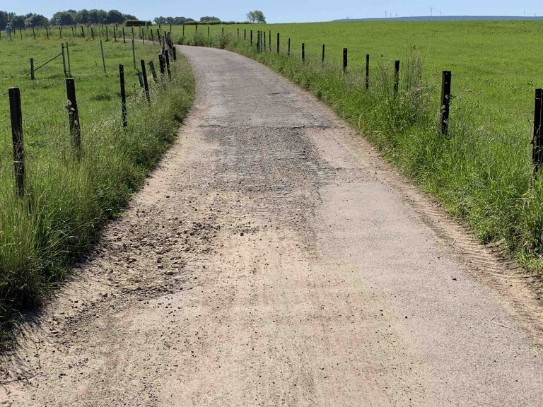 Der Weg mit den zwei Gesichtern