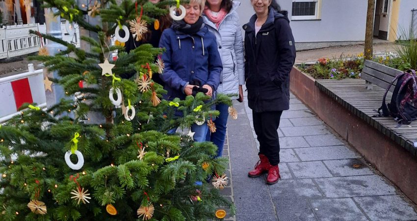 Wir und unser Weihnachtsbaum in Stolberg